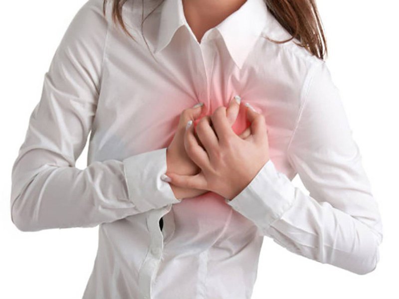 Triệu chứng đau ngực ở bệnh nhân tràn dịch màng phổi